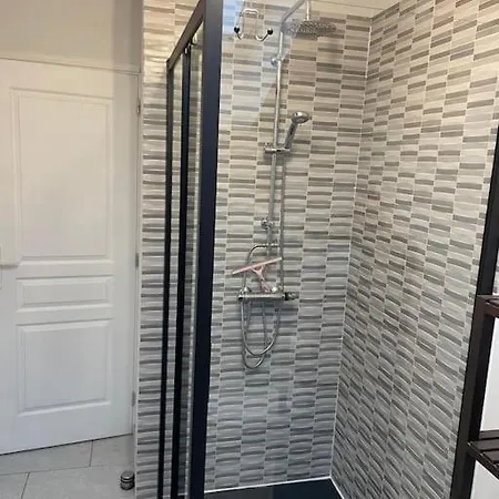 Appartement T3 Individuel Avec Acces Piscine Et Jardin Prives Basse-Goulaine Exterior foto