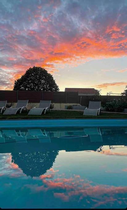 T3 Individuel Avec Acces Piscine Et Jardin Prives Apartment